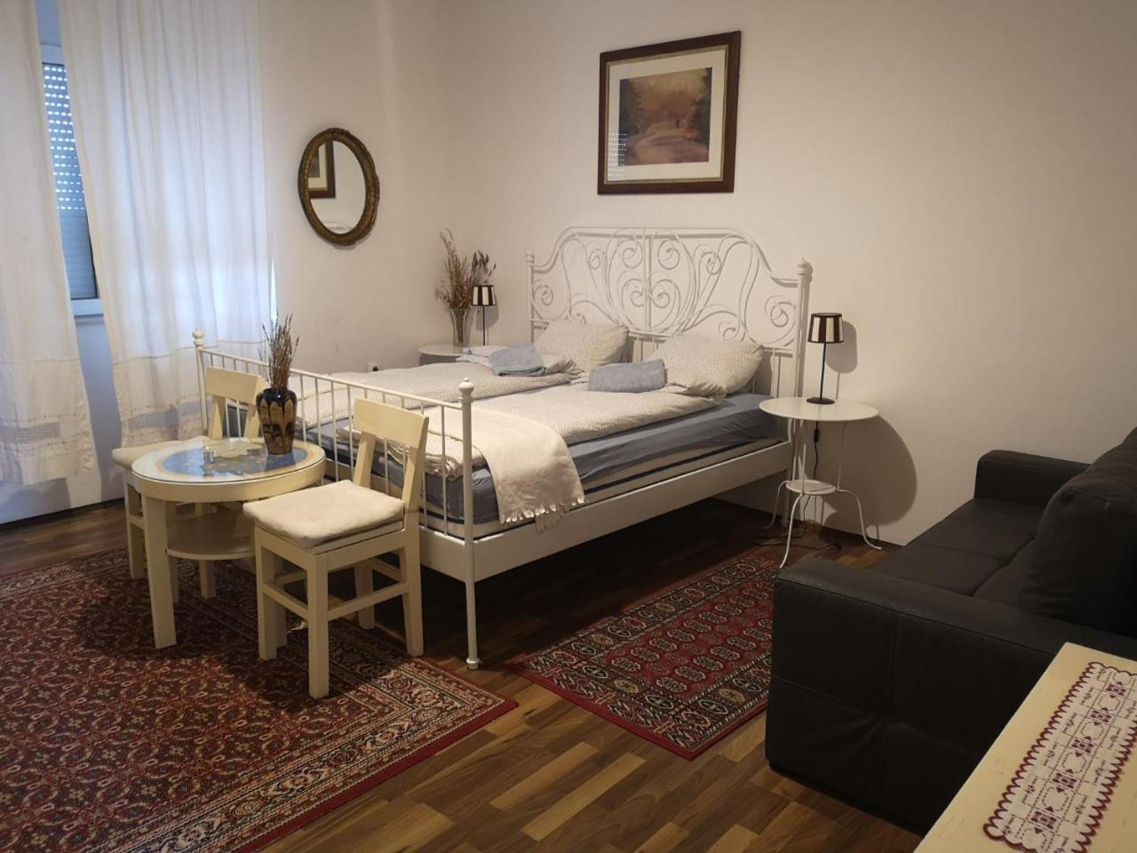 Apartments & Rooms Little Rock Mostar Eksteriør billede